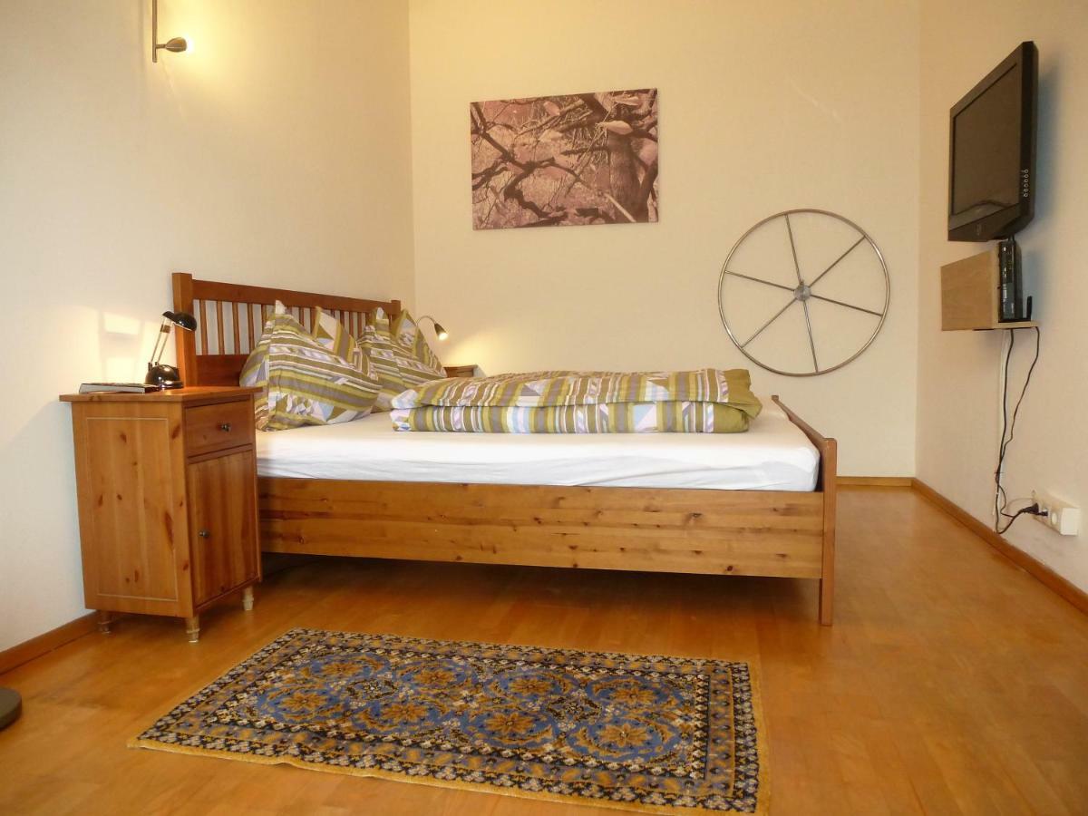 Charming, Central, Spacious Apartment Инсбрук Екстериор снимка